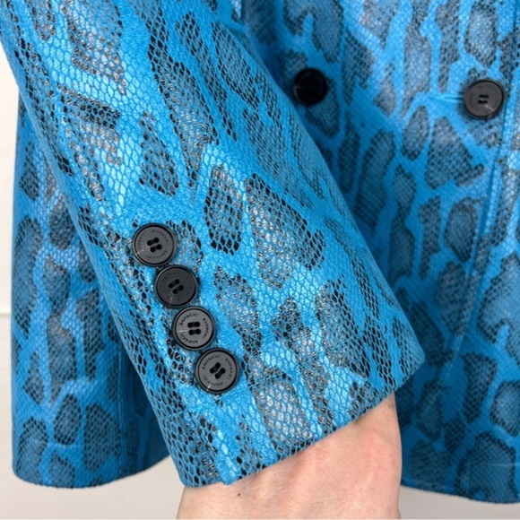 Annakiki Oversized Double Breasted Snake Skin Faux Leather Blazer - Picture 4 of 12